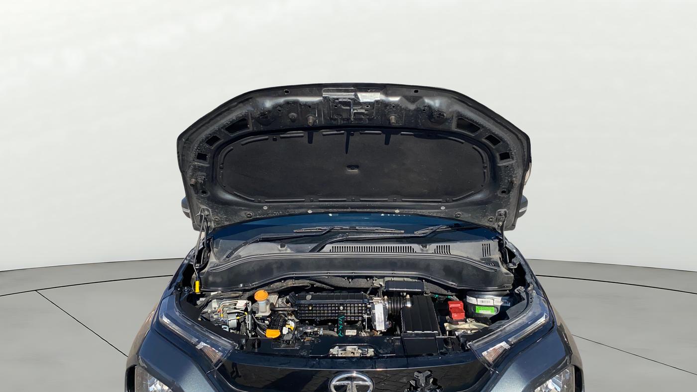 2023 Tata PUNCH PURE MT, Petrol, Manual, 22,213 km, Open Bonet