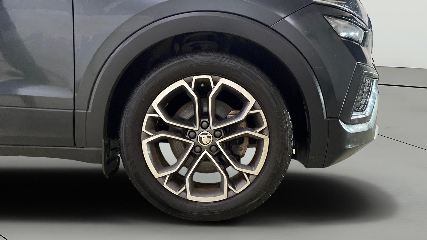 2022 Skoda KUSHAQ STYLE 1.5L TSI DSG, Petrol, Automatic, 34,453 km, Right Front Wheel
