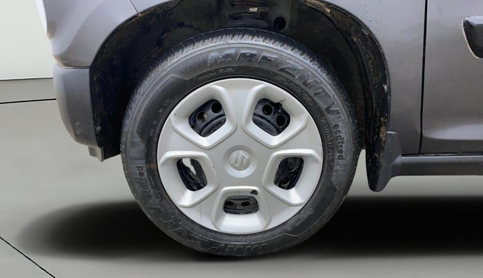 2022 Maruti S PRESSO VXI S-CNG, CNG, Manual, 9,122 km, Left Front Wheel