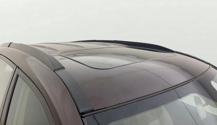 2017 Mahindra XUV500 W10 AT, Diesel, Automatic, 90,254 km, Roof