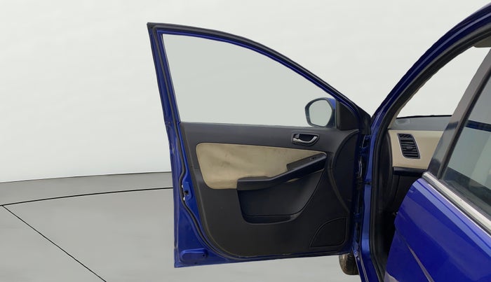 2014 Tata Zest XT PETROL, Petrol, Manual, 66,014 km, LHS Front Door