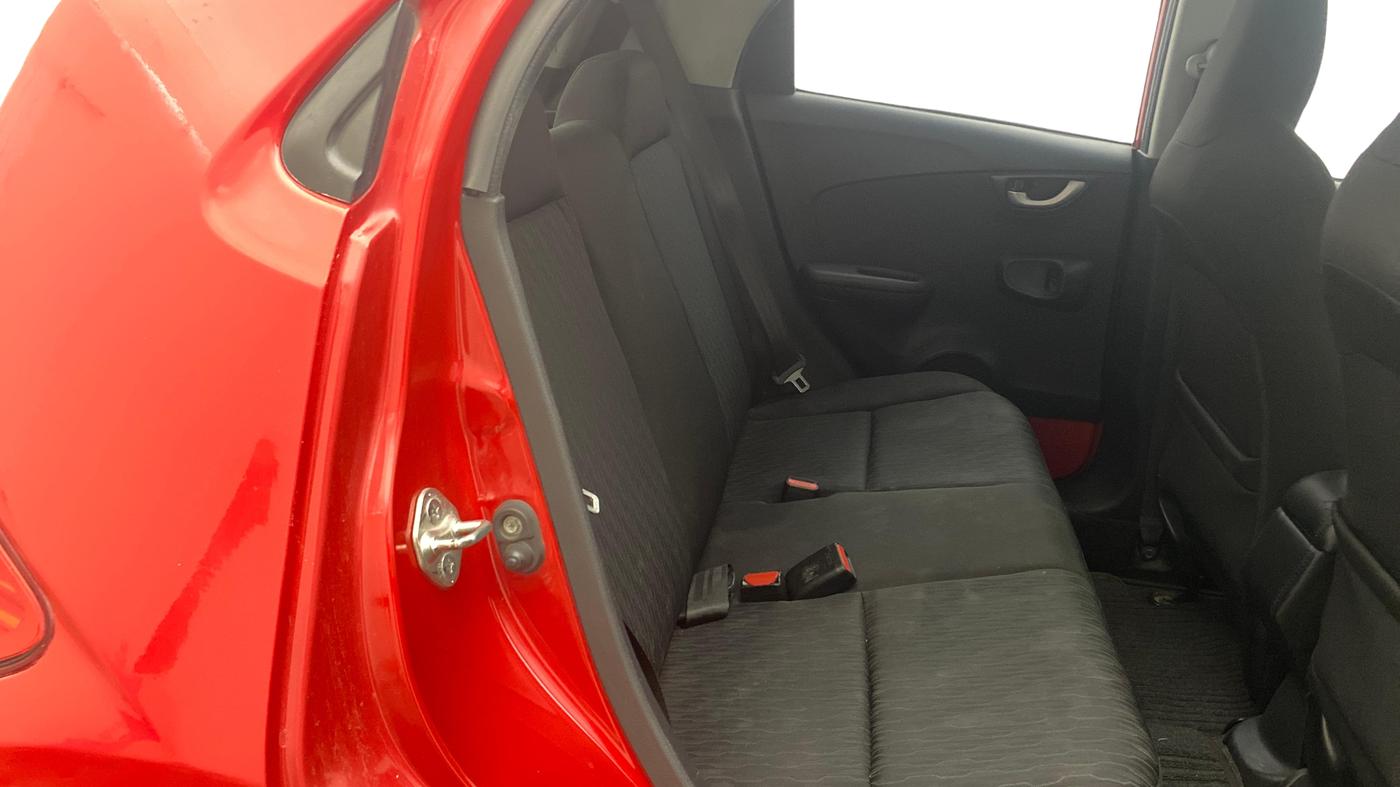 2017 Honda Brio VX MT, Petrol, Manual, 85,545 km, Right Side Rear Door Cabin
