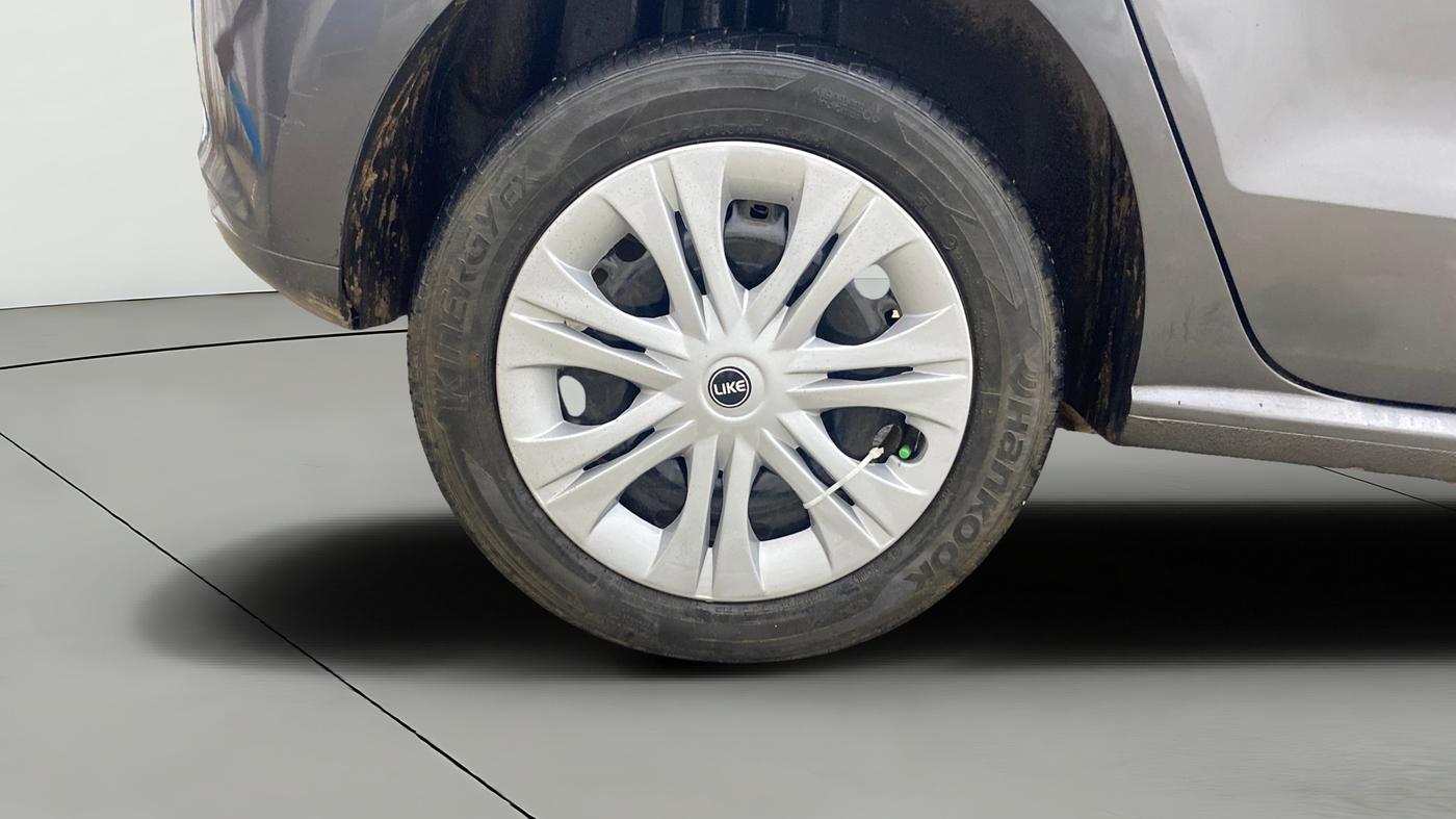 2013 Volkswagen Polo COMFORTLINE 1.2L PETROL, Petrol, Manual, 82,384 km, Right Rear Wheel