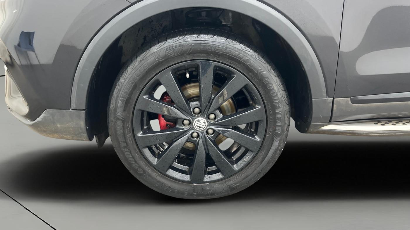 2023 MG ASTOR  SMART BLACK STORM EDITION , Petrol, Manual, 24,497 km, Left Front Wheel