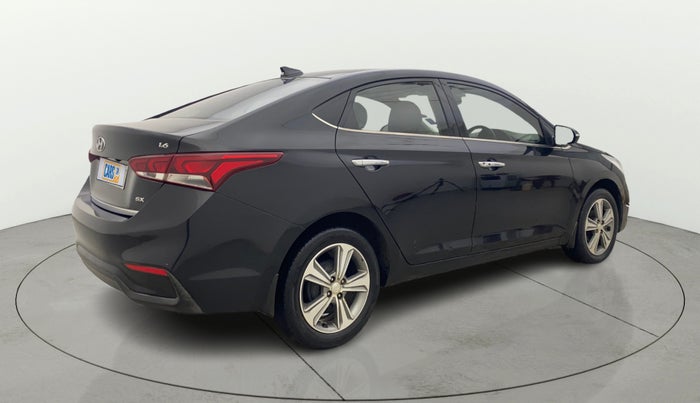 2019 Hyundai Verna 1.6 VTVT SX + AT, Petrol, Automatic, 40,950 km, Right Back Diagonal