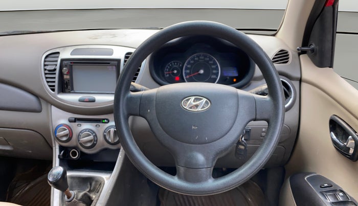 2012 Hyundai i10 MAGNA 1.1, Petrol, Manual, 66,074 km, Steering Wheel Close Up