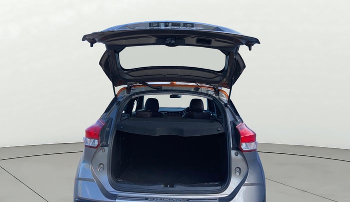 2018 Nissan Kicks XV PREMIUM O DUAL TONE DIESEL, Diesel, Manual, 38,793 km, Boot Door Open