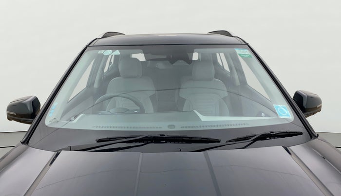 2024 Hyundai Creta SX (O) 1.5 DIESEL AT, Diesel, Automatic, 24,800 km, Front Windshield