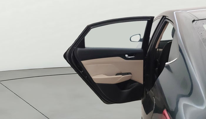 2019 Hyundai Verna 1.6 VTVT SX, Petrol, Manual, 41,403 km, LHS Rear Door