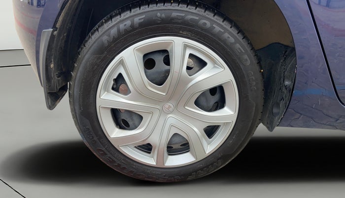 2024 Tata ALTROZ XM PLUS PETROL, Petrol, Manual, 8,236 km, Right Rear Wheel