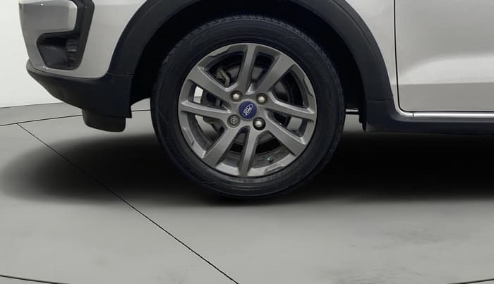 2019 Ford FREESTYLE TITANIUM 1.2 PETROL, Petrol, Manual, 82,703 km, Left Front Wheel