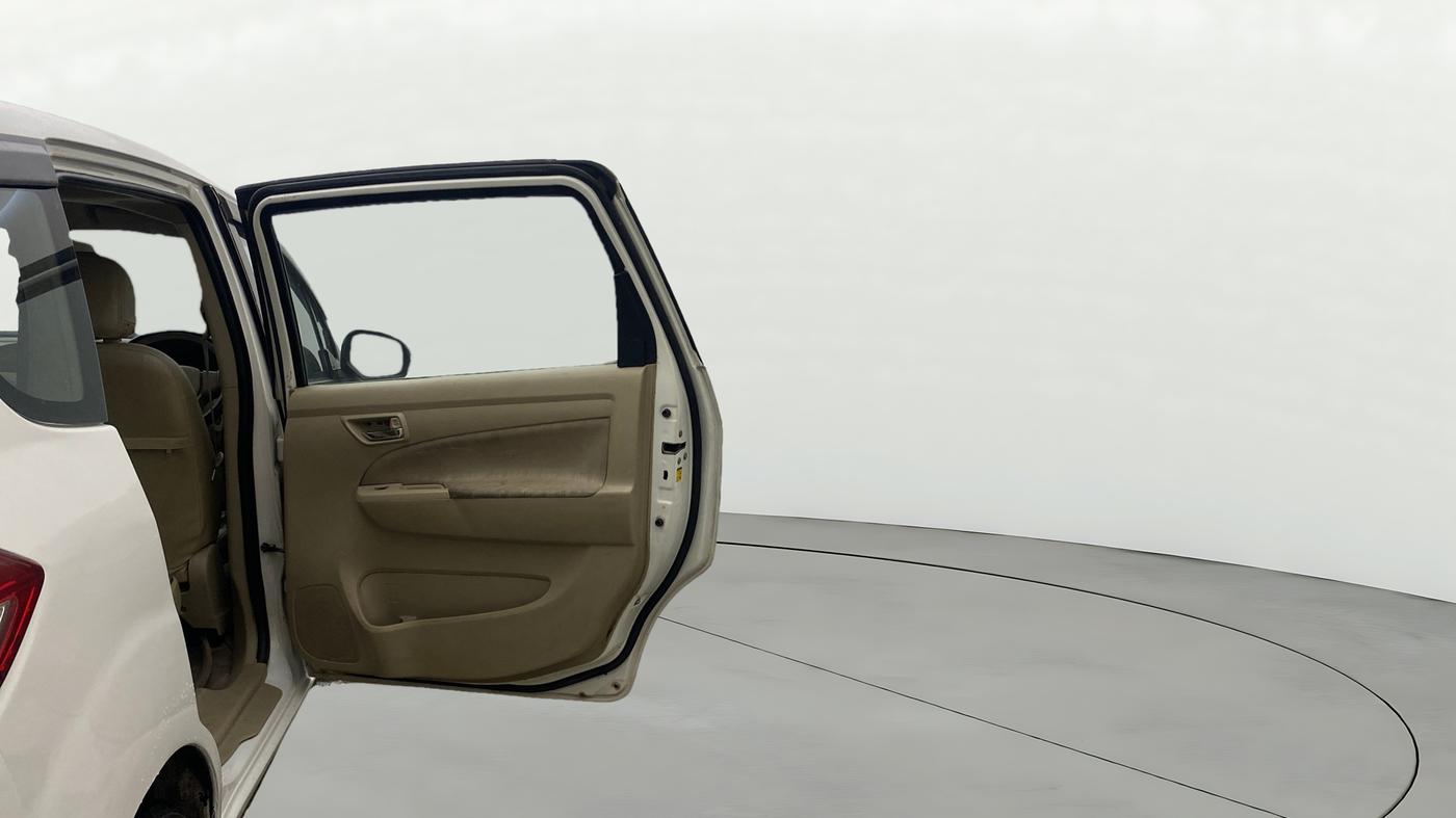 2014 Maruti Ertiga ZDI, Diesel, Manual, 1,31,702 km, RHS Rear Door