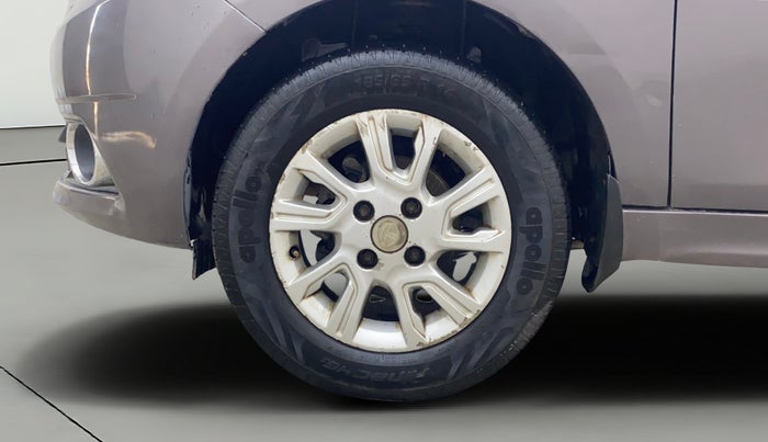 2016 Tata Tiago XZ PETROL, Petrol, Manual, 1,25,966 km, Left Front Wheel