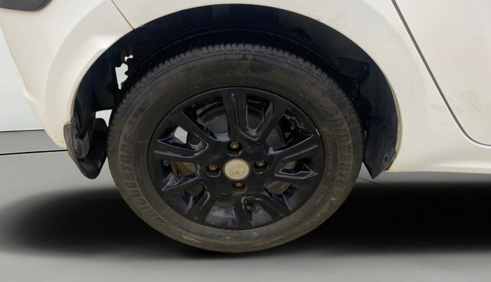 2018 Tata Tiago XZ PETROL, Petrol, Manual, 60,230 km, Right Rear Wheel