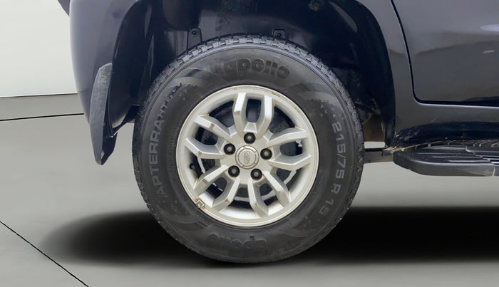 2016 Mahindra TUV300 T8, Diesel, Manual, 82,126 km, Right Rear Wheel