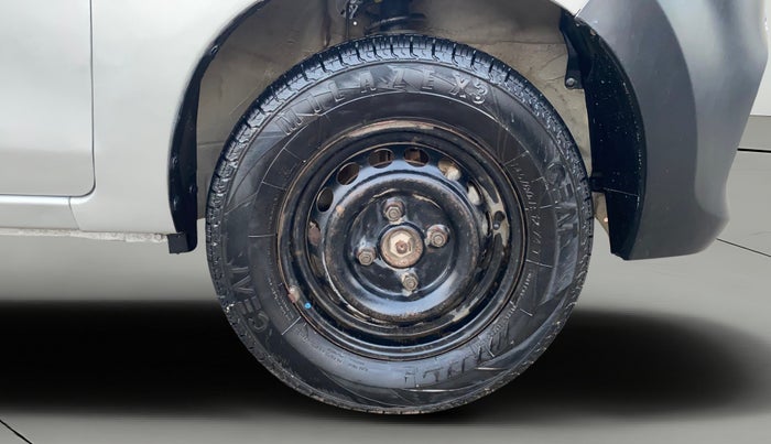 2018 Maruti Alto 800 LX, Petrol, Manual, 80,610 km, Right Front Wheel