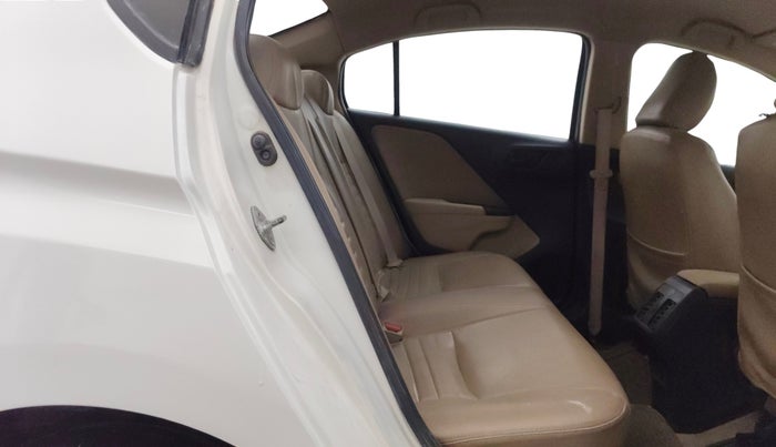 2014 Honda City 1.5L I-VTEC SV, Petrol, Manual, 1,43,914 km, Right Side Rear Door Cabin