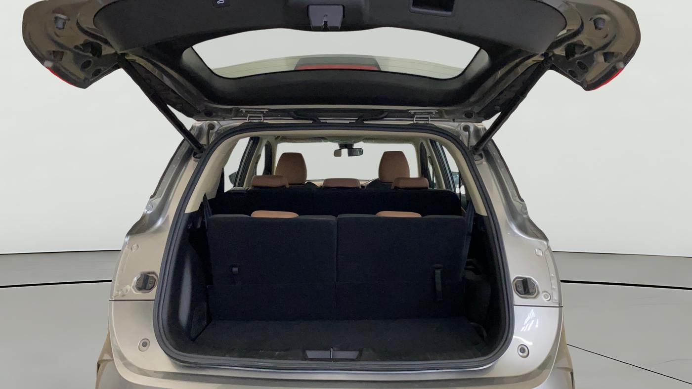 2025 MG HECTOR PLUS SHARP PRO 1.5 TURBO MT 7 STR, Petrol, Manual, 1,516 km, Boot Open Zoomed View