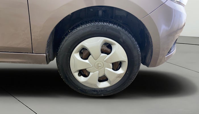 2018 Tata Tiago XT PETROL, Petrol, Manual, 90,040 km, Right Front Wheel