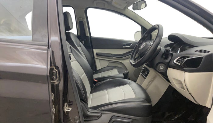 2022 Tata Tiago XZ PLUS CNG, CNG, Manual, 82,130 km, Right Side Front Door Cabin