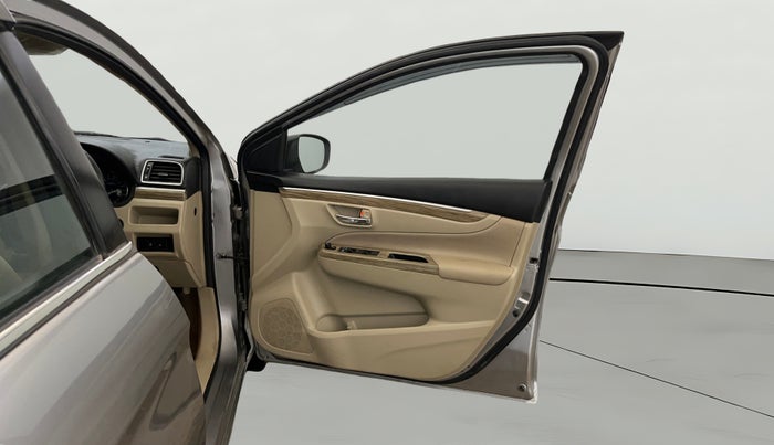 2020 Maruti Ciaz ALPHA 1.5 SHVS PETROL, Petrol, Manual, 31,922 km, RHS Front Door