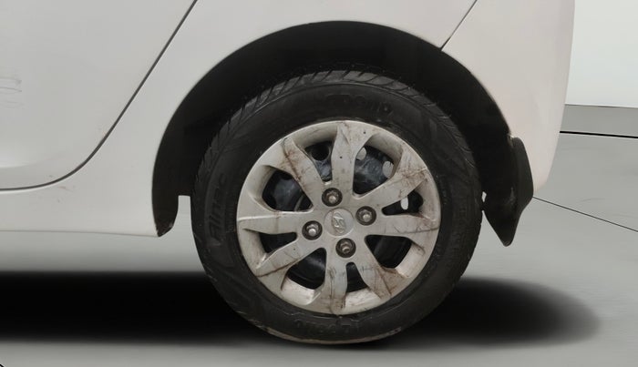 2017 Hyundai Eon SPORTZ, Petrol, Manual, 50,718 km, Left Rear Wheel