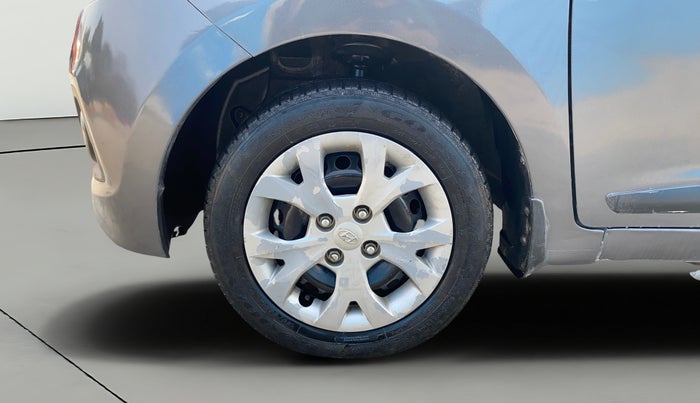 2014 Hyundai Grand i10 SPORTZ 1.2 KAPPA VTVT, Petrol, Manual, 40,871 km, Left Front Wheel