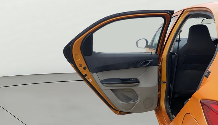2017 Tata Tiago XT PETROL, Petrol, Manual, 94,455 km, LHS Rear Door