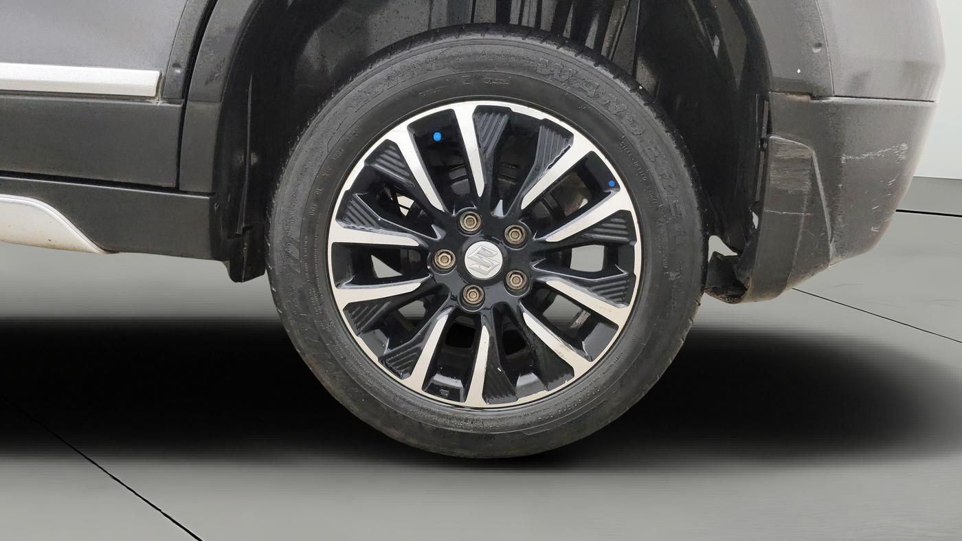 2020 Maruti Vitara Brezza VXI, Petrol, Manual, 1,02,160 km, Left Rear Wheel