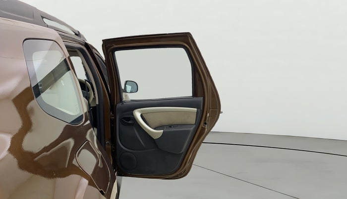 2014 Renault Duster RXL PETROL, Petrol, Manual, 66,946 km, RHS Rear Door