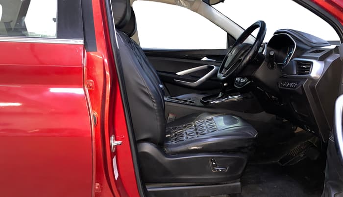 2020 MG HECTOR SHARP 1.5 DCT PETROL, Petrol, Automatic, 36,054 km, Right Side Front Door Cabin