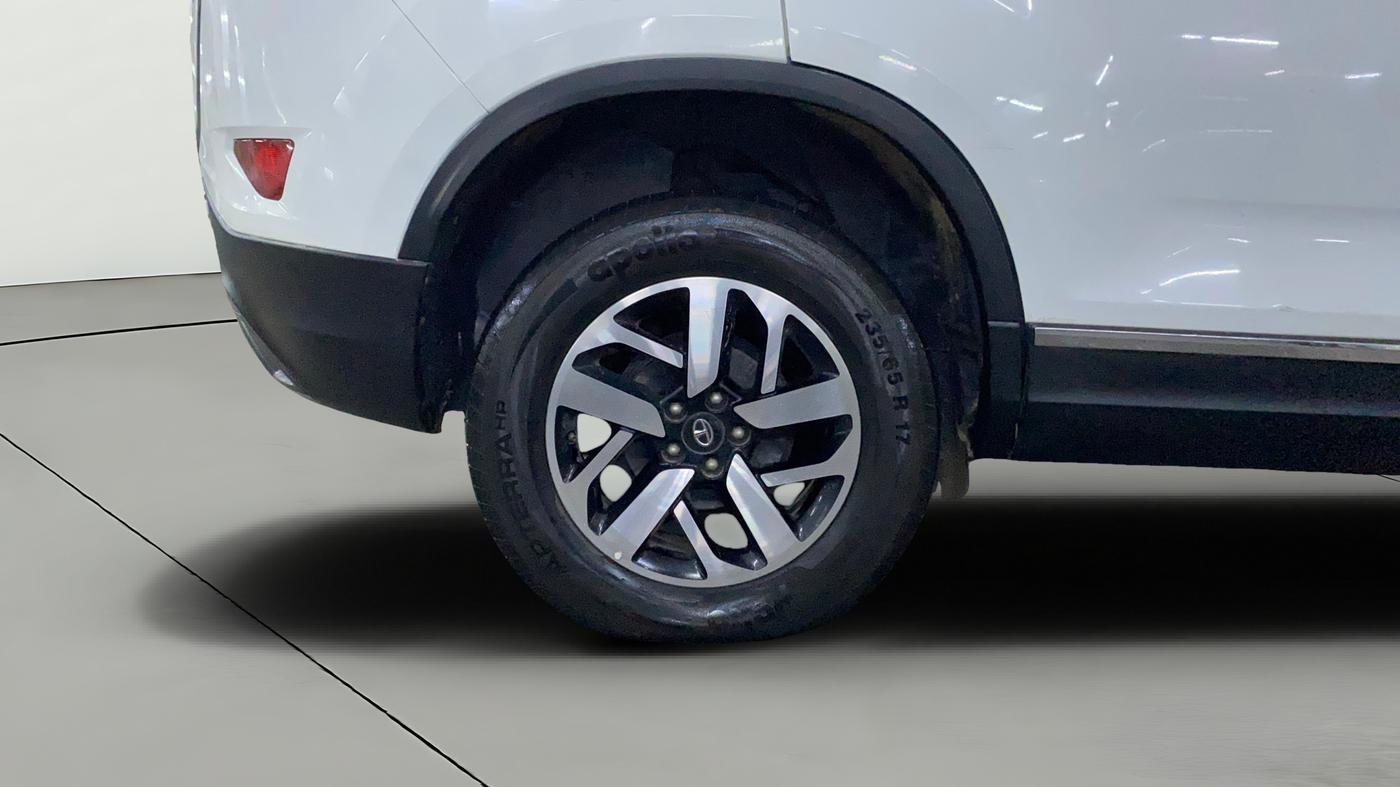 2022 Tata Harrier XZ SUNROOF 2.0L, Diesel, Manual, 46,528 km, Right Rear Wheel