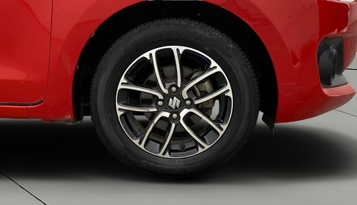 2022 Maruti Swift ZXI PLUS AMT DUAL TONE, Petrol, Automatic, 82,587 km, Right Front Wheel