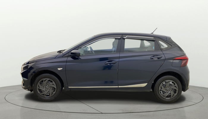2022 Hyundai NEW I20 MAGNA 1.2 MT, Petrol, Manual, 9,348 km, Left Side