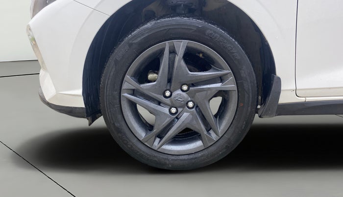 2021 Hyundai NEW I20 SPORTZ 1.2 AT, Petrol, Automatic, 21,650 km, Left Front Wheel