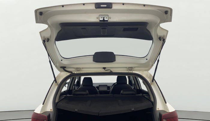 2019 Hyundai VENUE SX(O) 1.4 CRDI, Diesel, Manual, 1,27,192 km, Boot Door Open