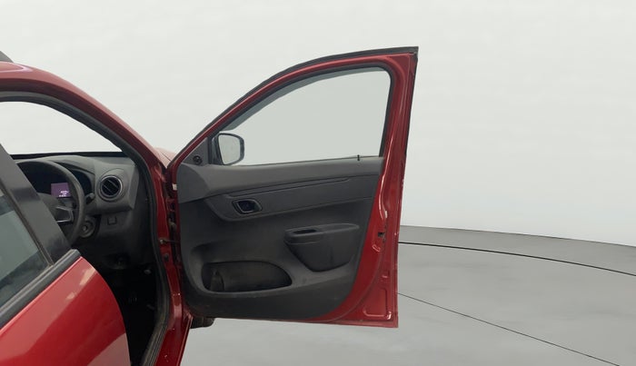 2020 Renault Kwid RXT 1.0 (O), Petrol, Manual, 35,935 km, RHS Front Door