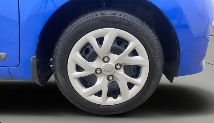 2019 Hyundai Grand i10 SPORTZ 1.2 KAPPA VTVT, Petrol, Manual, 27,746 km, Right Front Wheel