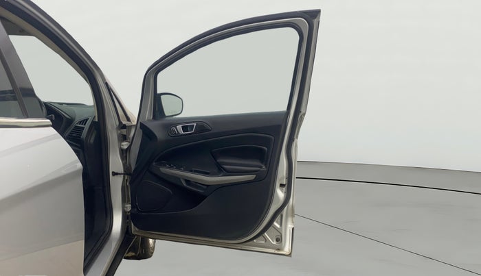 2018 Ford Ecosport TITANIUM + 1.5L DIESEL, Diesel, Manual, 1,32,424 km, RHS Front Door