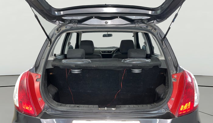 2014 Maruti Swift VXI, Petrol, Manual, 1,11,377 km, Boot Open Zoomed View