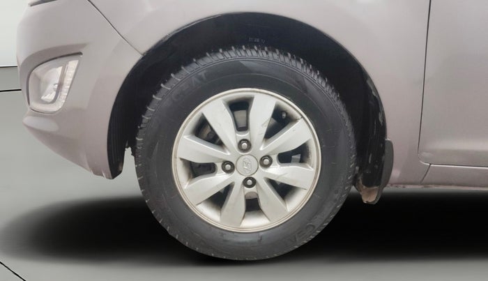 2013 Hyundai i20 SPORTZ 1.2, Petrol, Manual, 93,402 km, Left Front Wheel