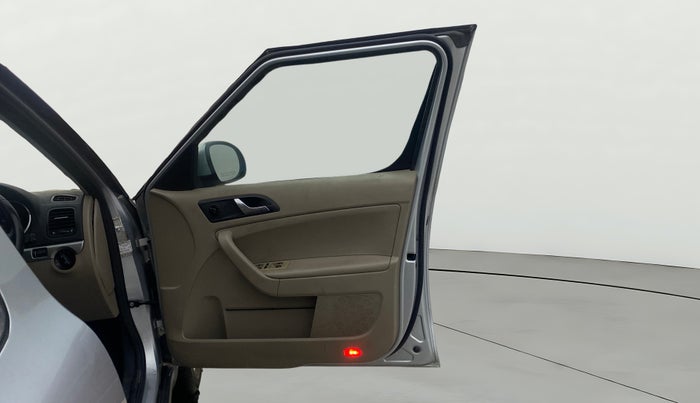 2013 Skoda Yeti AMBITION 2.0 TDI CR 4X2, Diesel, Manual, 71,866 km, RHS Front Door