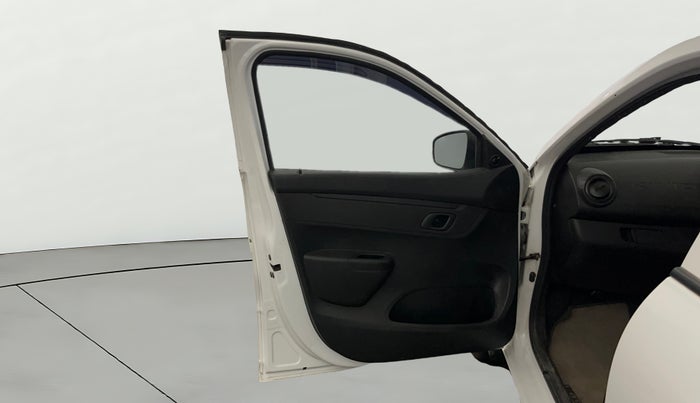 2021 Renault Kwid RXL, Petrol, Manual, 32,157 km, LHS Front Door
