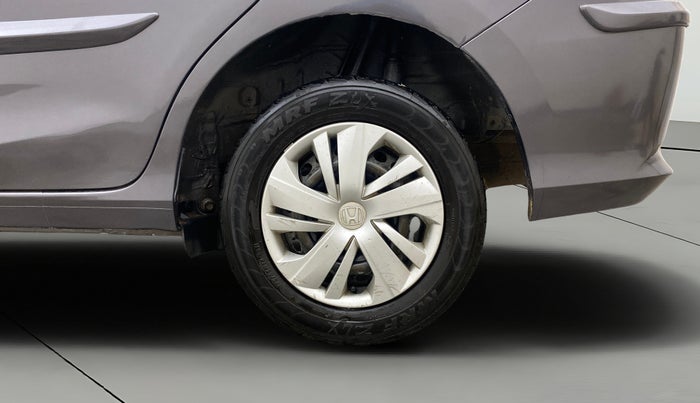 2018 Honda Amaze 1.2L I-VTEC S, Petrol, Manual, 1,43,926 km, Left Rear Wheel