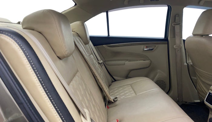 2022 Maruti Ciaz ZETA 1.5 SHVS MT PETROL, Petrol, Manual, 75,762 km, Right Side Rear Door Cabin