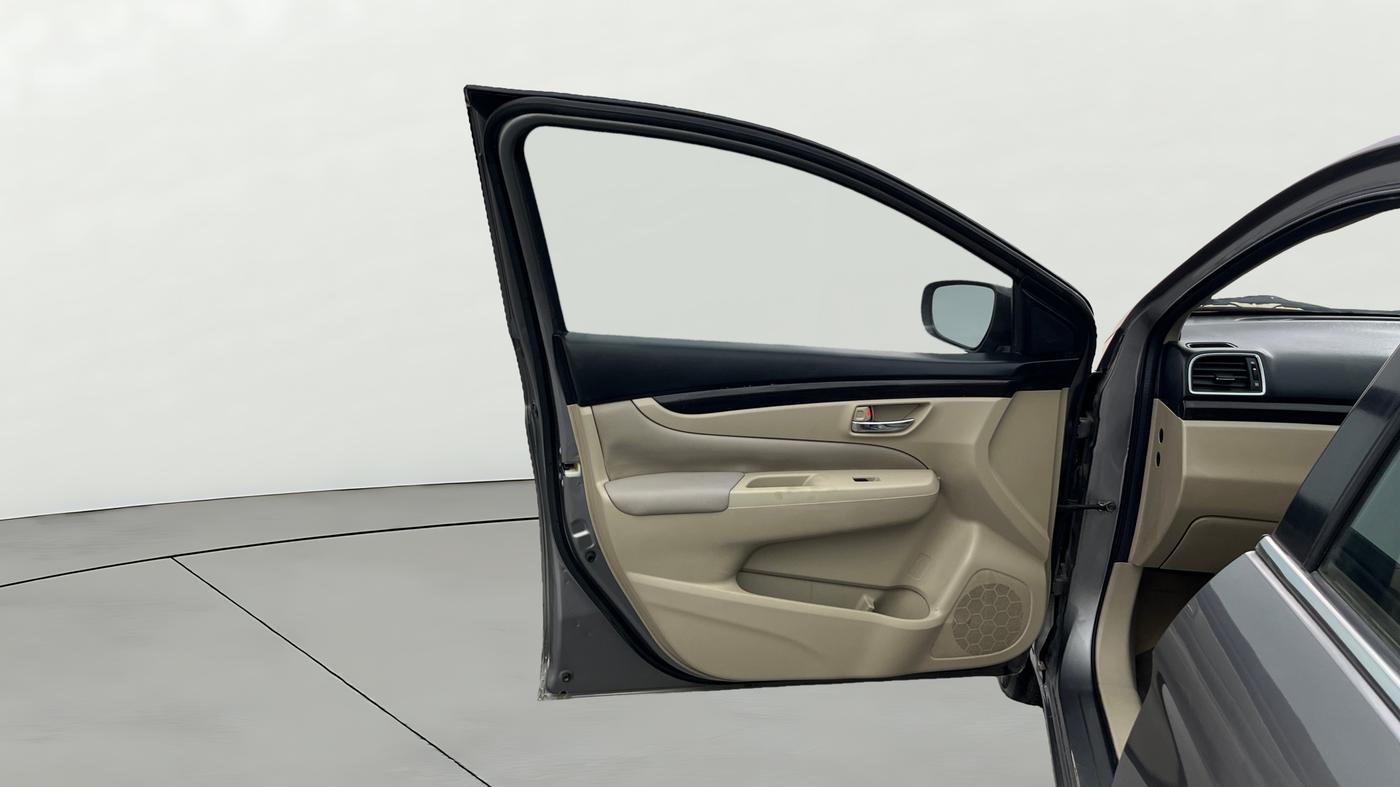 2016 Maruti Ciaz ZXI+ AT, Petrol, Automatic, 86,376 km, LHS Front Door