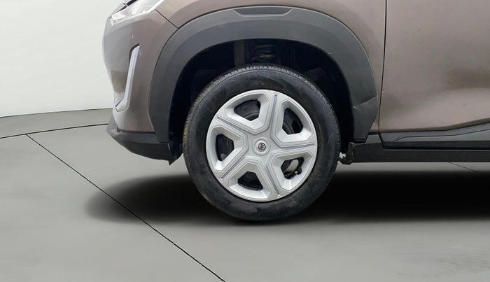 2021 Nissan MAGNITE XL, Petrol, Manual, 54,497 km, Left Front Wheel