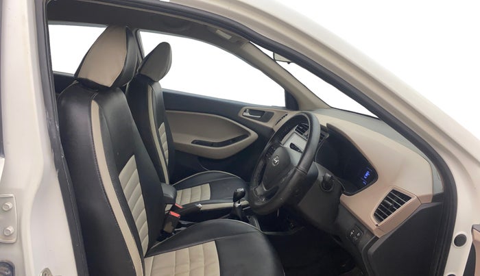 2019 Hyundai Elite i20 ASTA 1.2 (O), Petrol, Manual, 48,469 km, Right Side Front Door Cabin