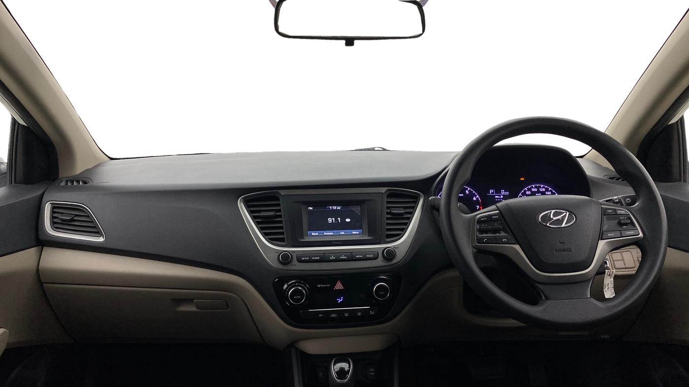 2017 Hyundai Verna 1.6 EX VTVT AT, Petrol, Automatic, 46,598 km, Dashboard