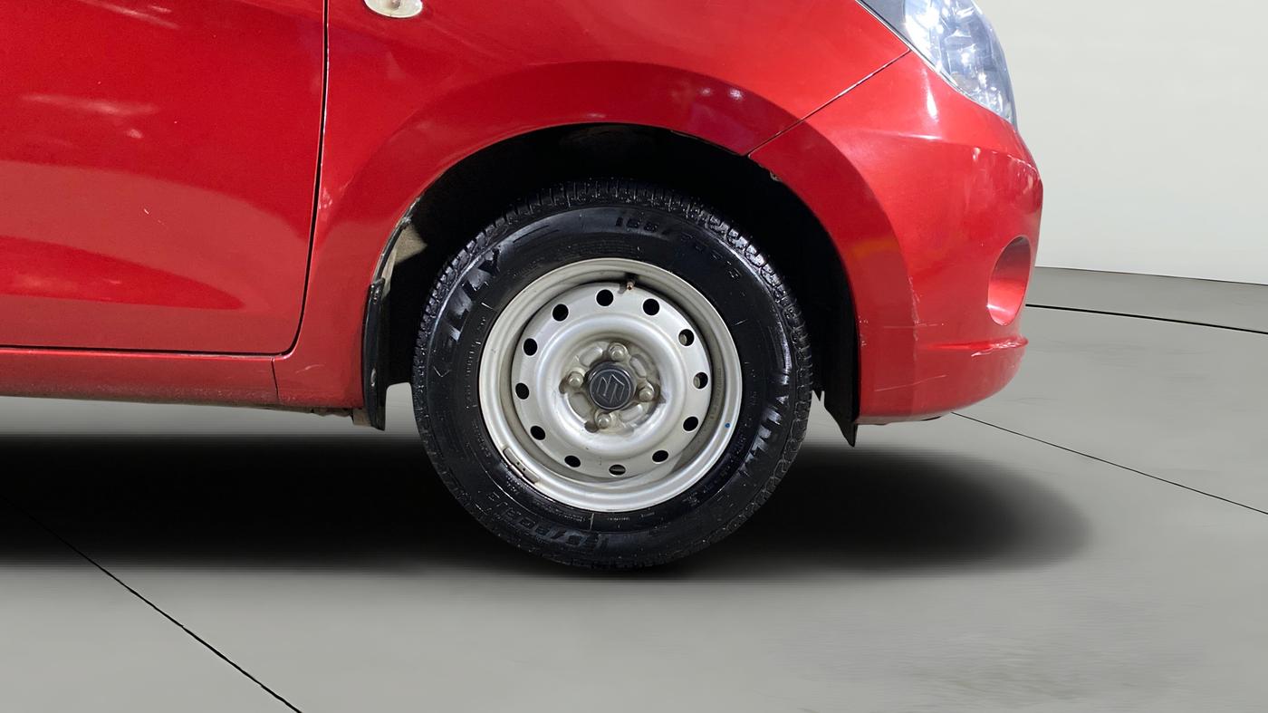 2014 Maruti Celerio LXI, Petrol, Manual, 26,646 km, Right Front Wheel